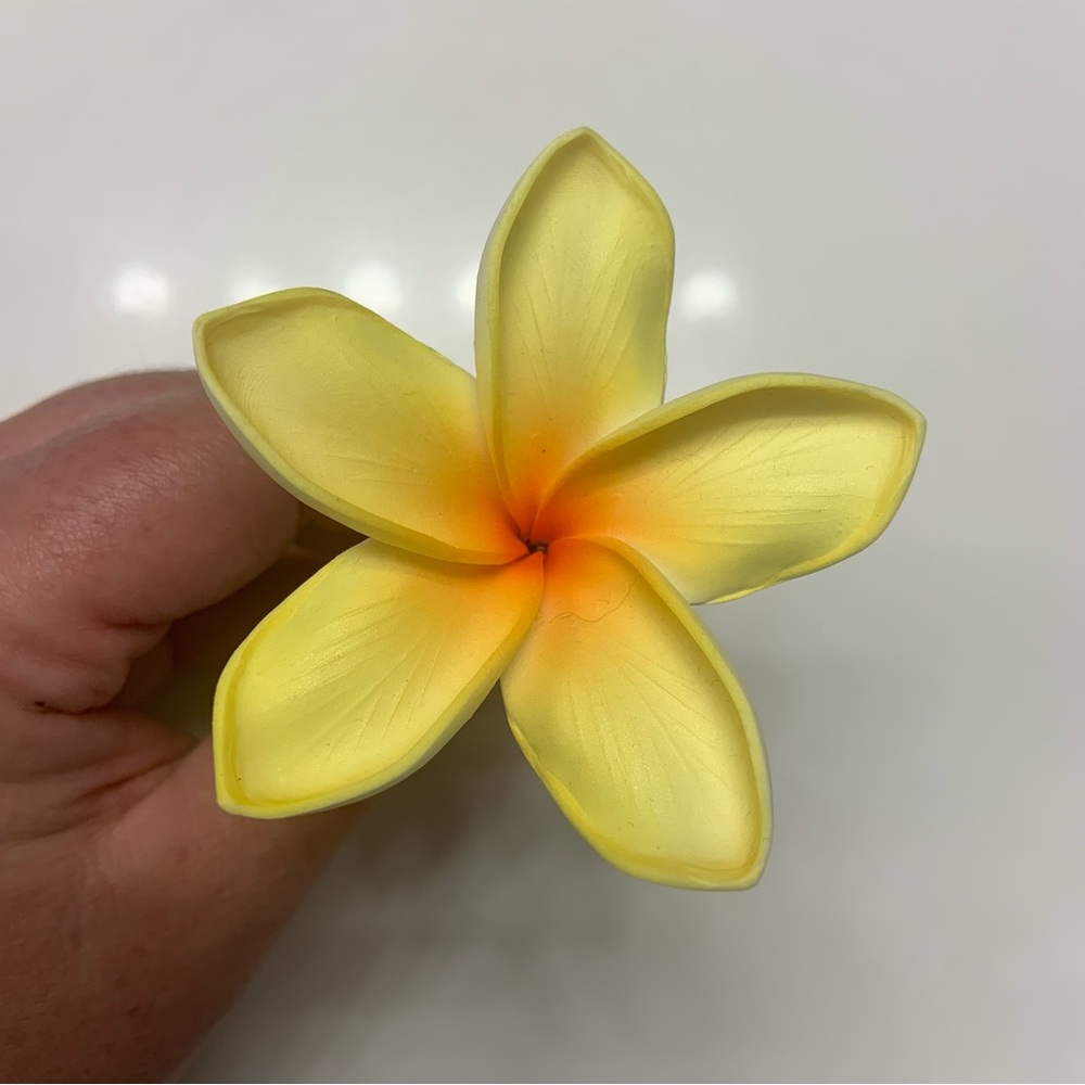 Set of 3 Flower Hair Picks Hawaii Style Tiare Plumeria Puakenikeni Accessories - Picture 4 of 5